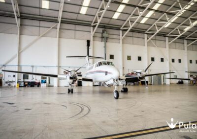 Picture of beechcraft king air g megn 6 .